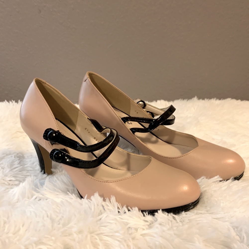 Tan heels